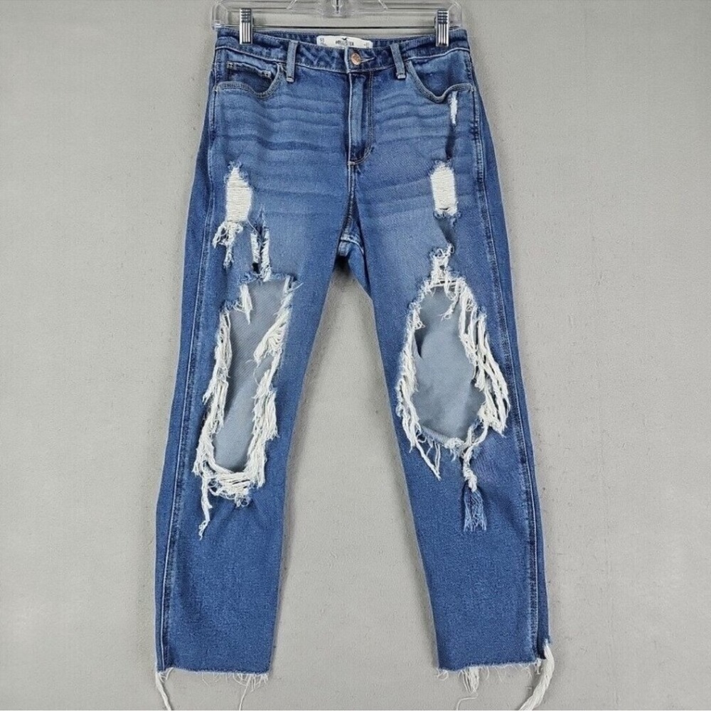 Hollister Curvy High Rise Mom Jeans